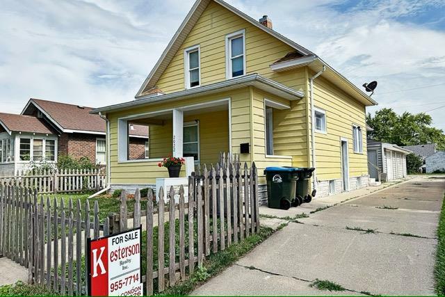 2022 9th Ave S  Fort Dodge IA 50501 photo