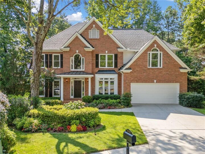 Property Photo:  1575 Wynridge Pointe  GA 30005 