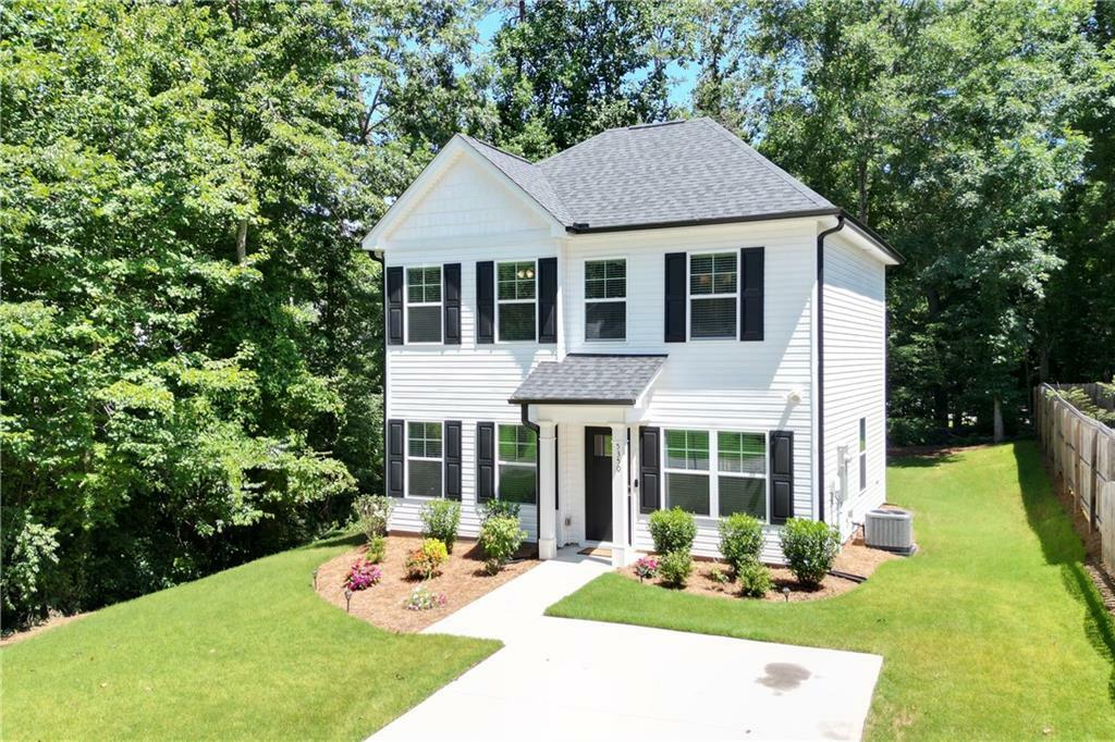 Property Photo: 5350 Mercedes Drive GA 30041