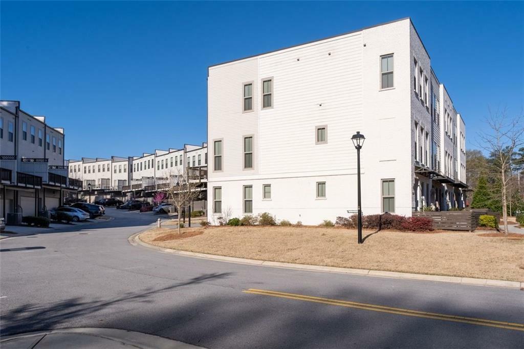 Property Photo: 852 Constellation Drive GA 30033