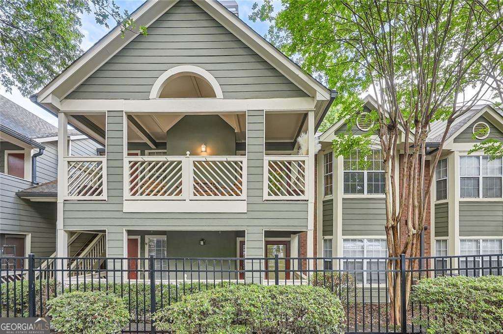 Property Photo: 578 McGill Place NE 578 GA 30312