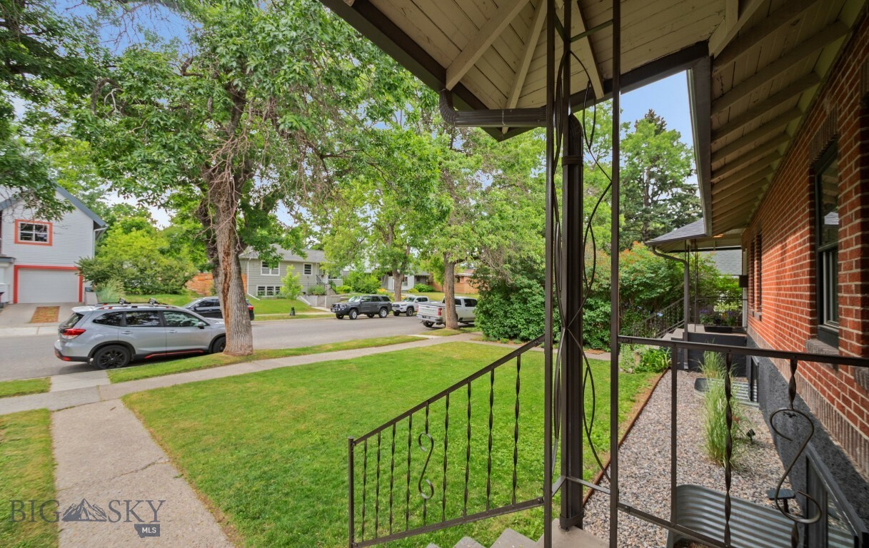 Property Photo: 728 S Tracy Avenue MT 59715