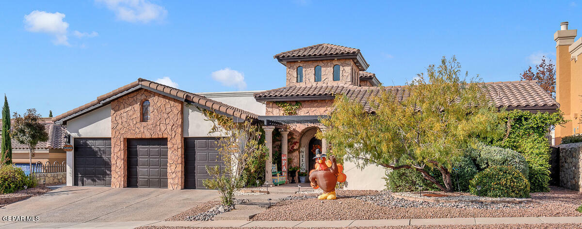 Property Photo: 6321 Franklin Trail Drive TX 79912