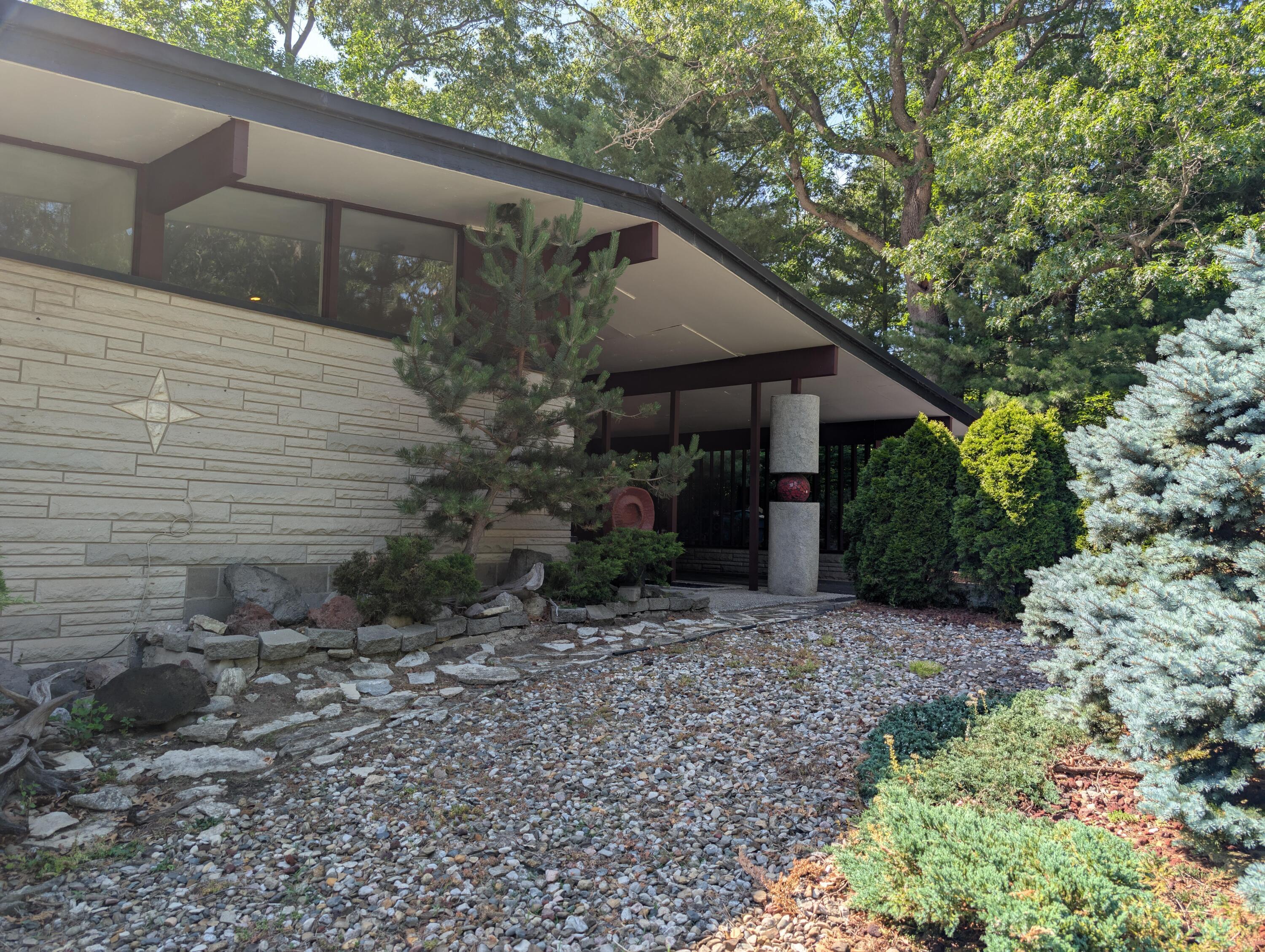 Property Photo: 12 S Shore Avenue IN 46301