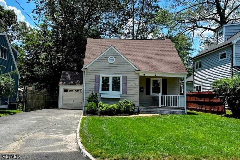33 Lee Rd  Livingston Twp. NJ 07039 photo