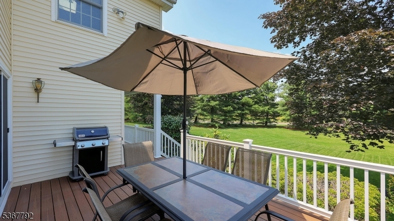 Property Photo: 7 Drake Close NJ 08844