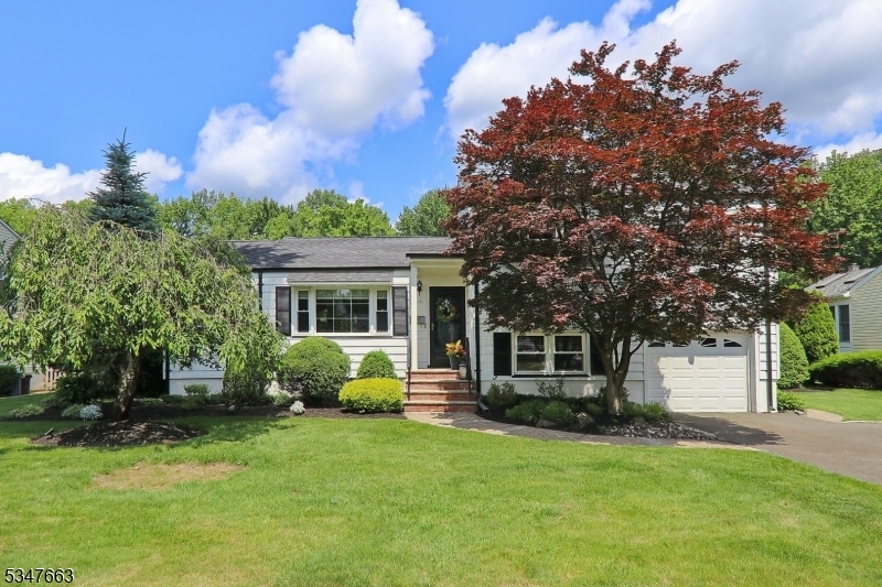 2379 Bryant Ave  Scotch Plains Twp. NJ 07076 photo