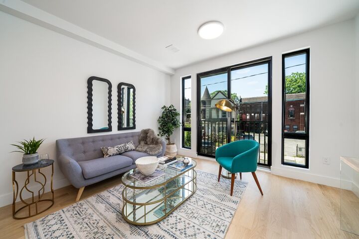 Property Photo: 10 Brinkerhoff St 201 NJ 07304