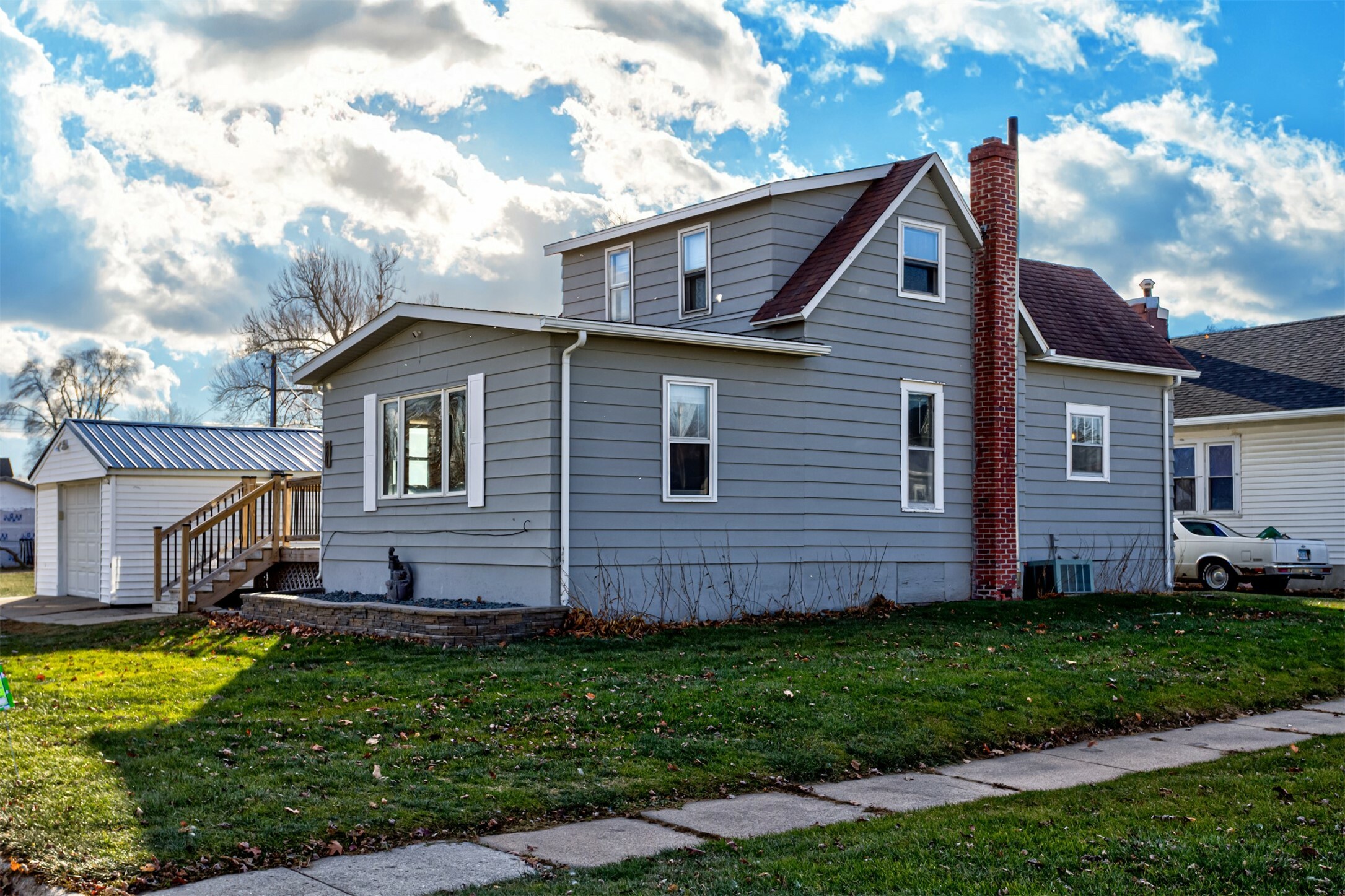 Property Photo: 201 Tama Street IA 50244