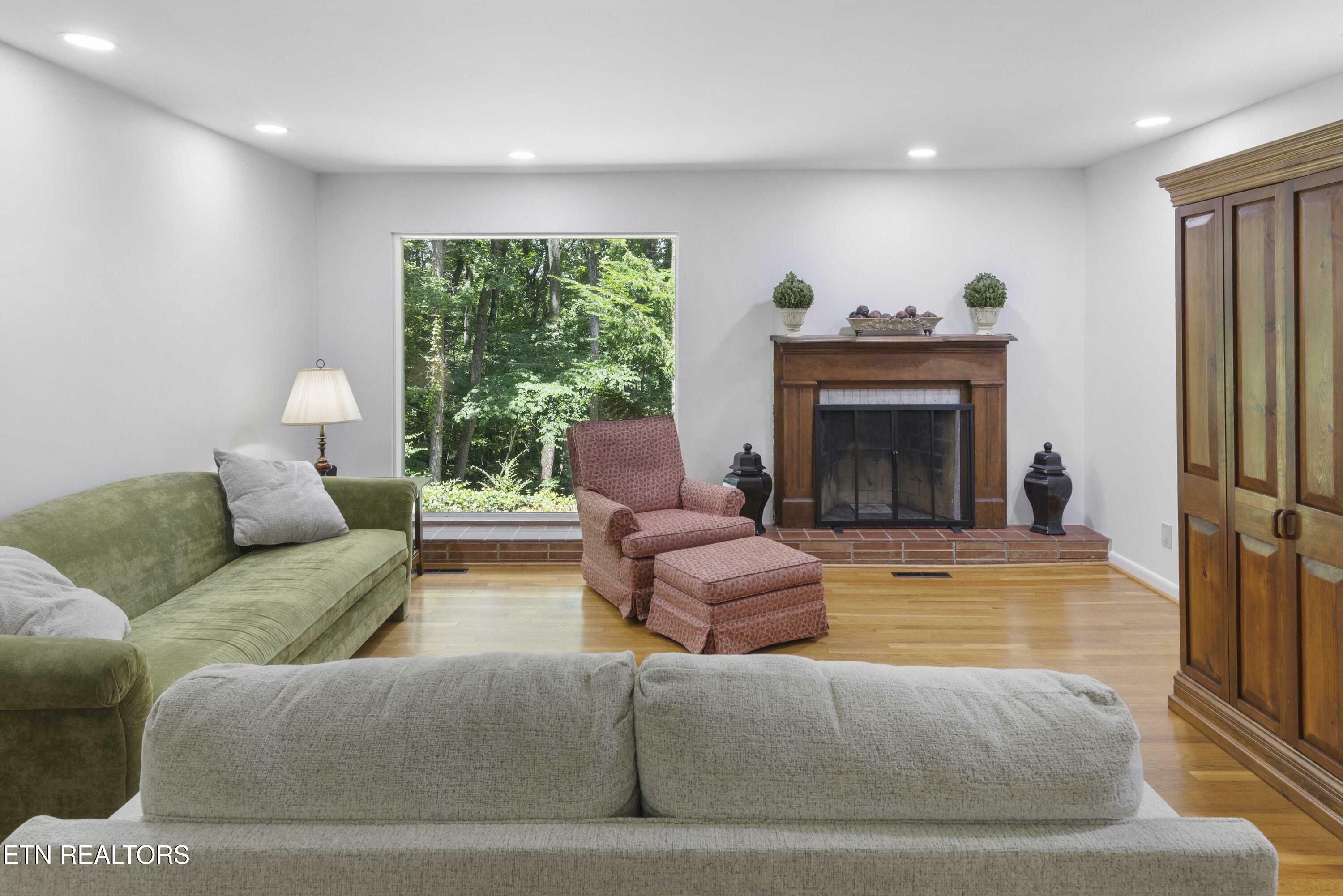 Property Photo: 790 W Outer Drive TN 37830