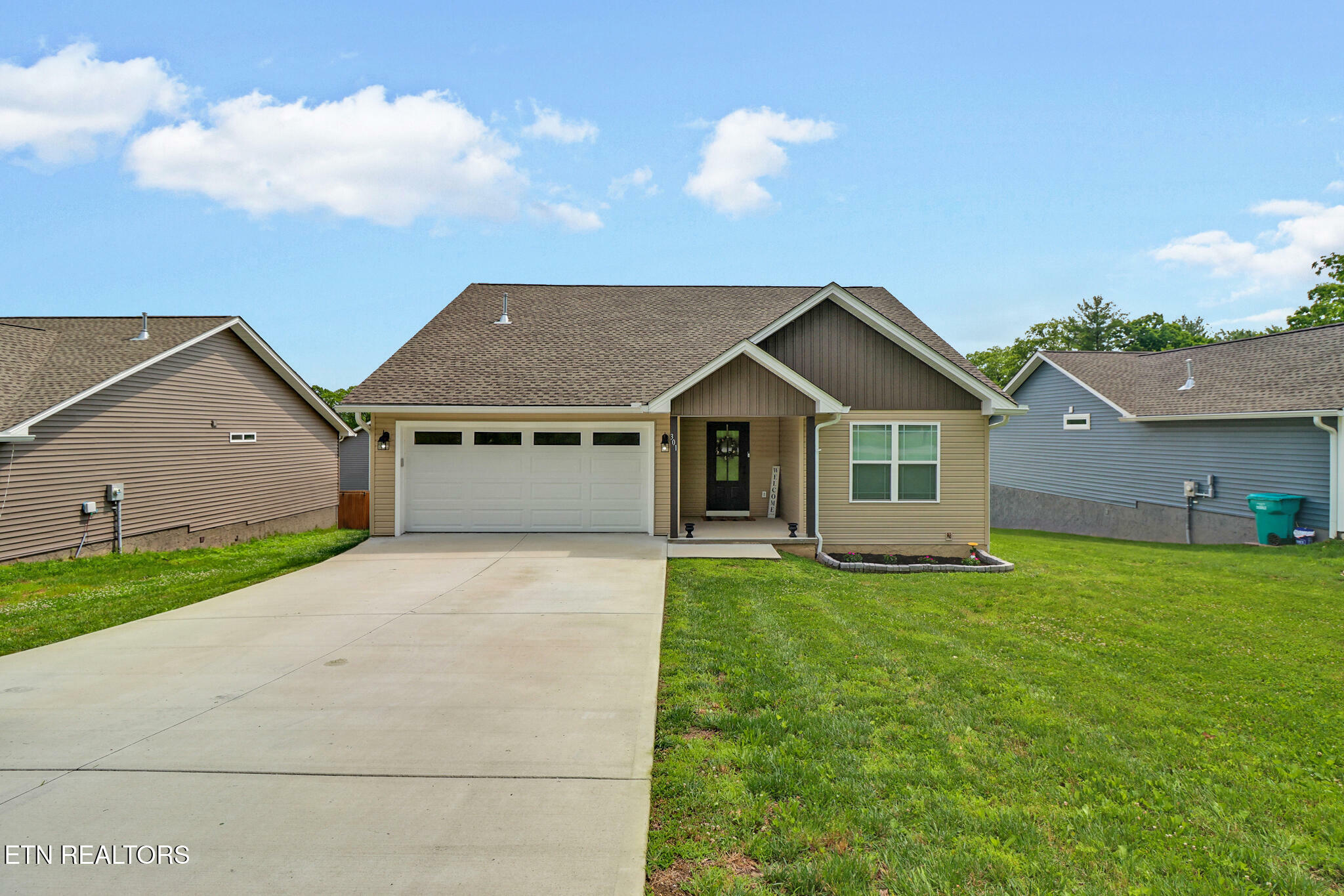 301 Dayton Ave  Crossville TN 38555 photo