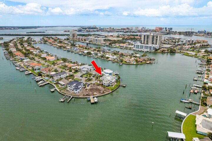 Property Photo: 442 Midway Island FL 33767