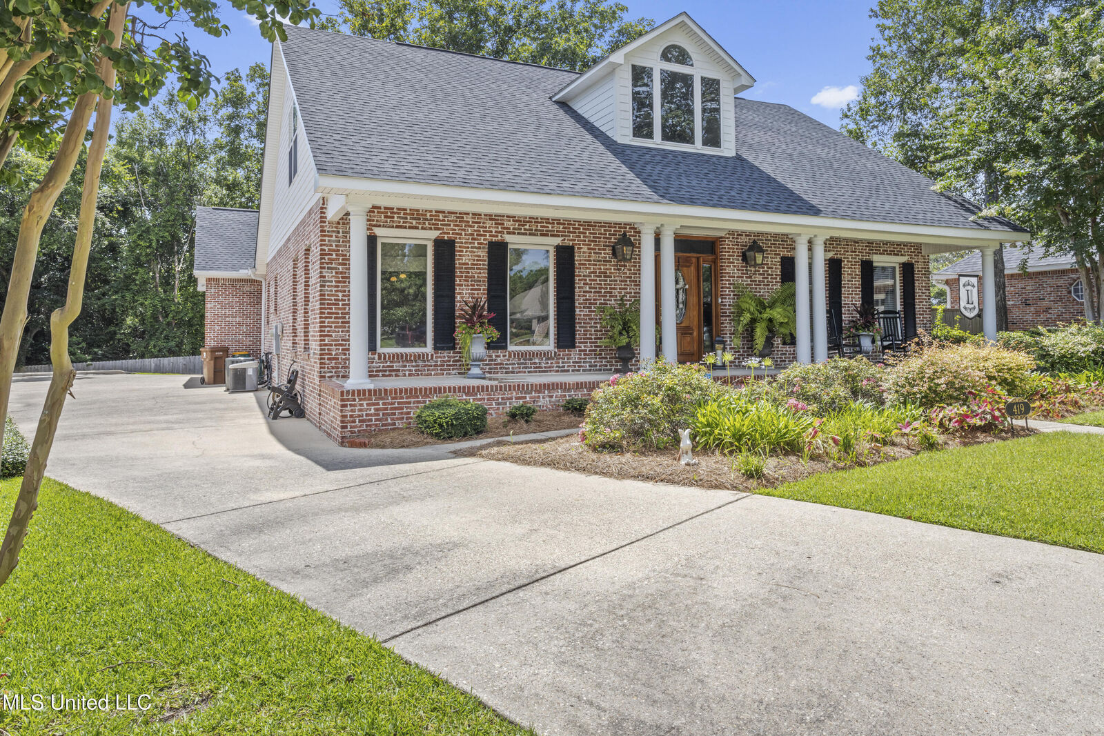 Property Photo:  419 De Jean Cove  MS 39531 