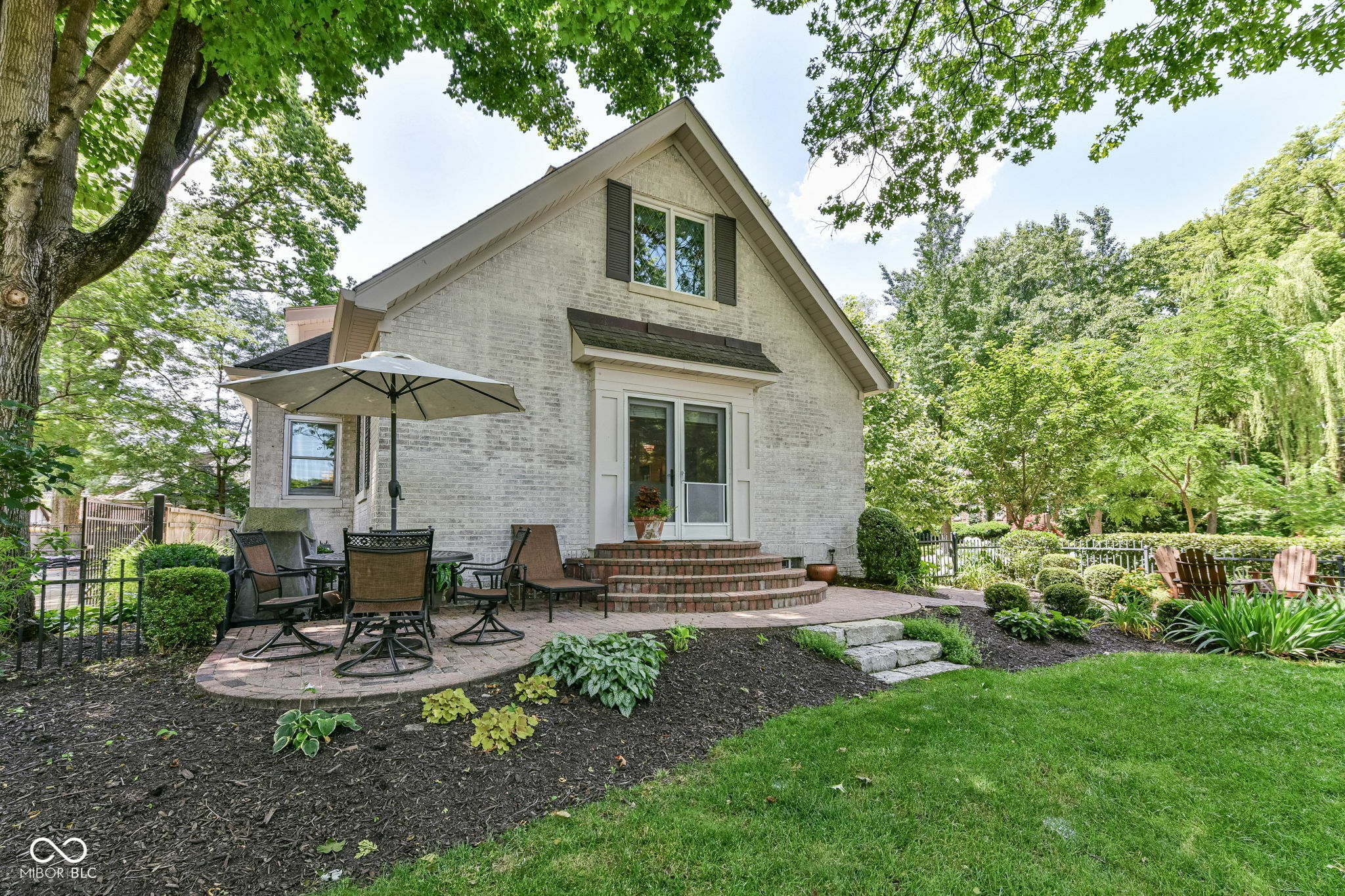 Property Photo: 5681 Carrollton Avenue IN 46220
