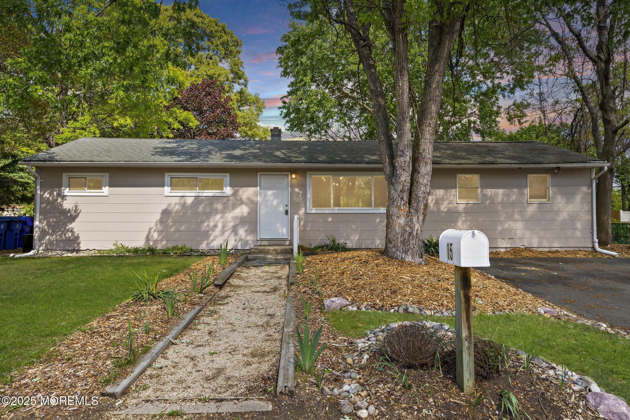 15 Lark Lane  Brick NJ 08724 photo