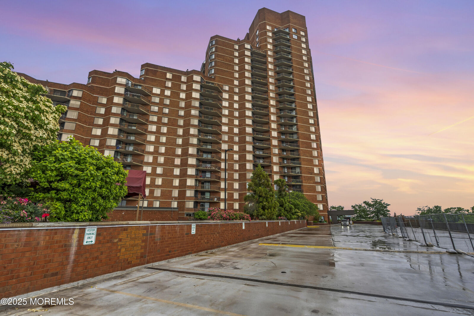 Property Photo:  2508 Harmon Cove Tower  NJ 07094 