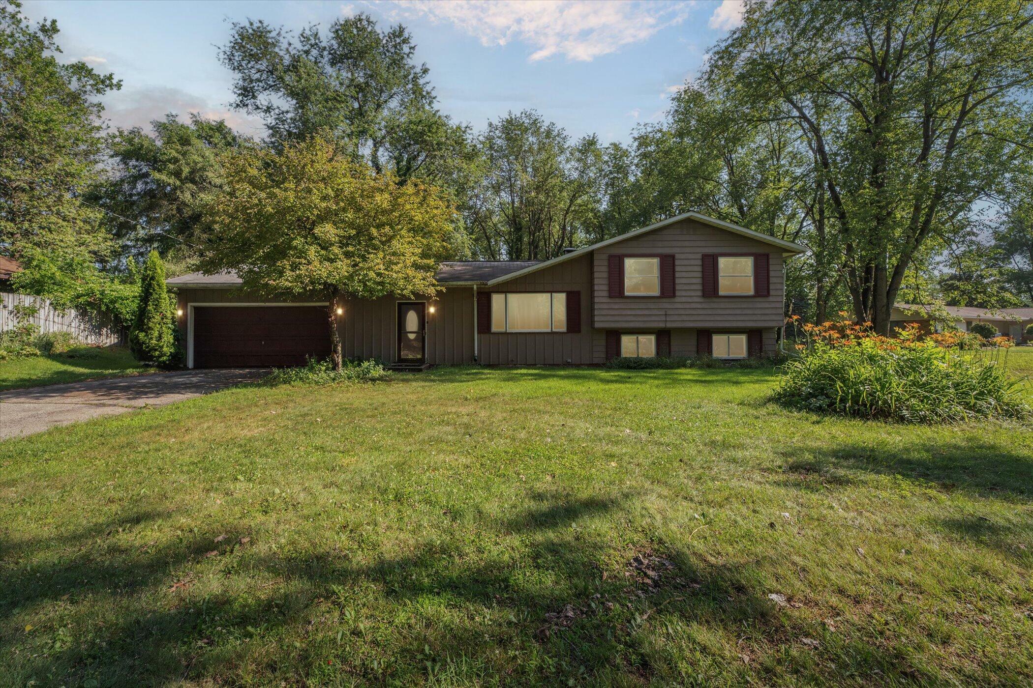 Property Photo: 5047 Savannah Avenue MI 49048