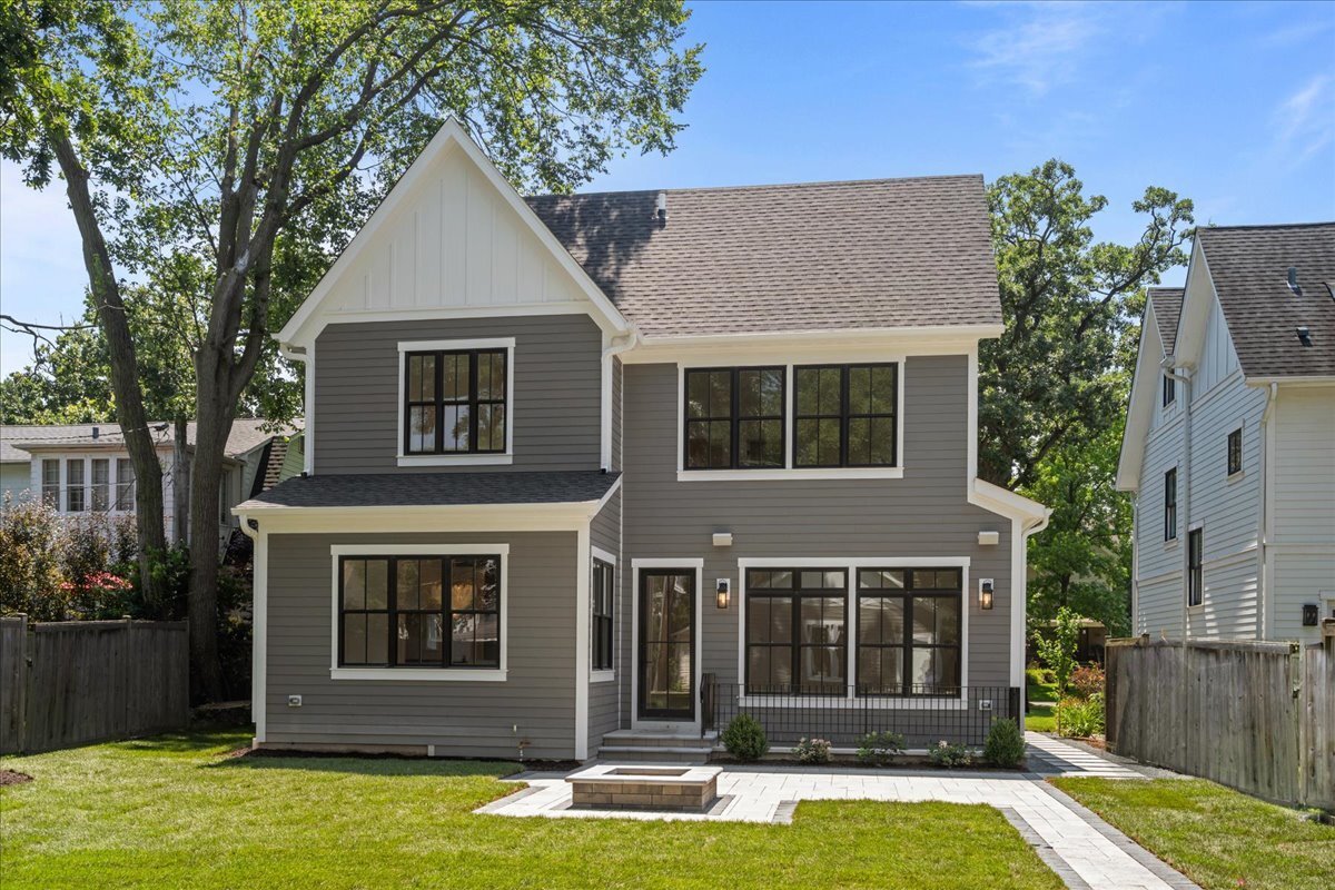 Property Photo: 1206 Isabella Street IL 60091