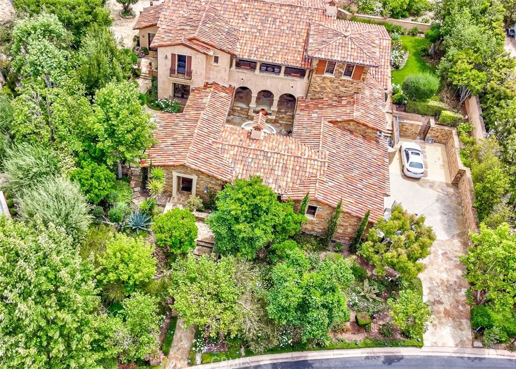 Property Photo:  54 Copper Creek  CA 92603 