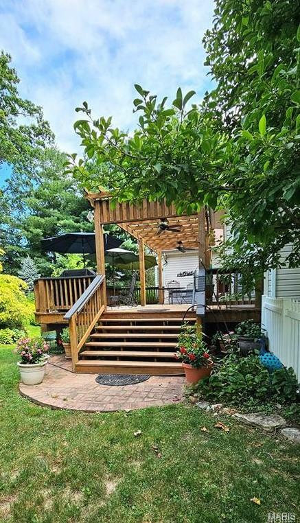 Property Photo: 1168 Oak Knoll Manor Court MO 63119