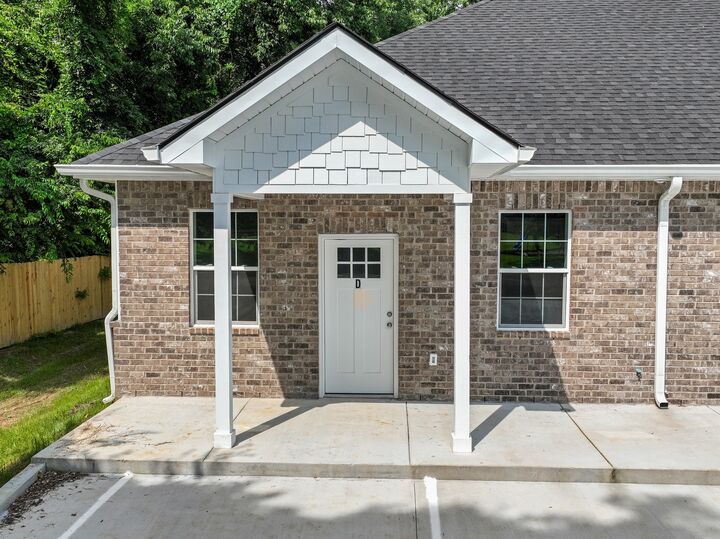 Property Photo:  115 Freeman St  TN 37388 