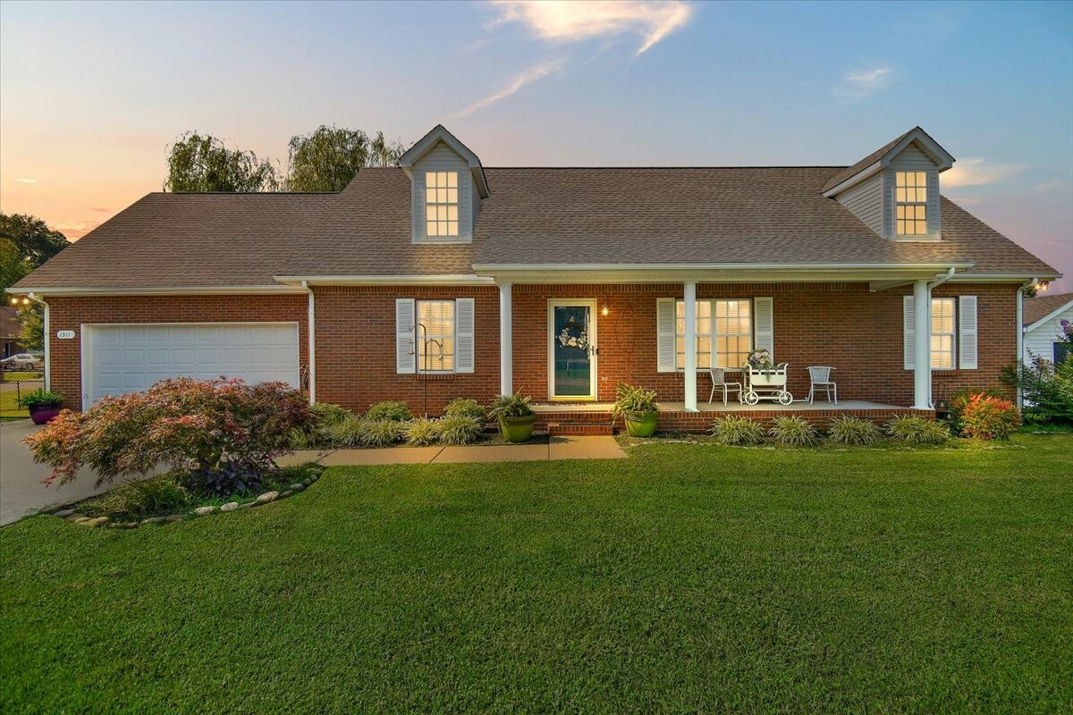 Property Photo: 1311 Clifford Dr TN 37129