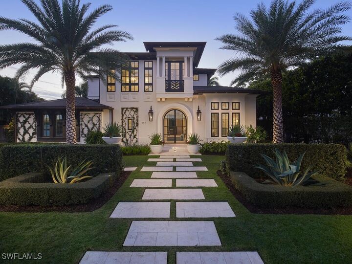 167 4th Street N  Naples FL 34102 photo