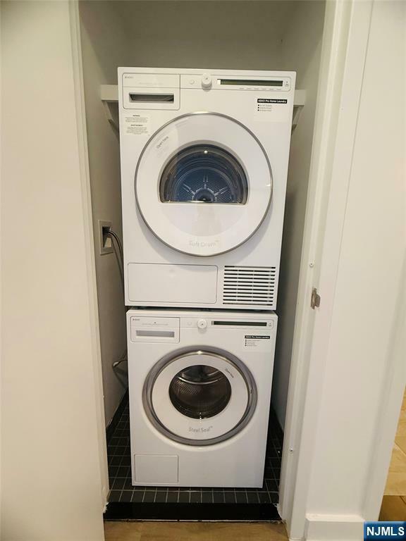 Property Photo: 270 10th Street R-0311 NJ 07302