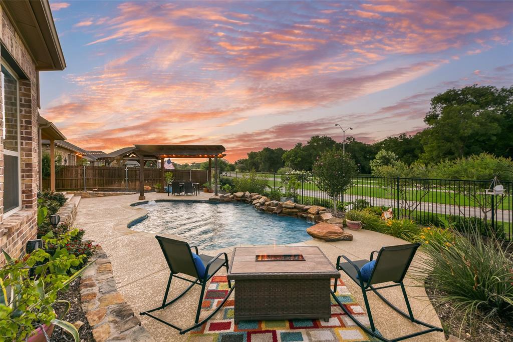 Photo de la propriété: 406 Oakcrest Drive TX 76247