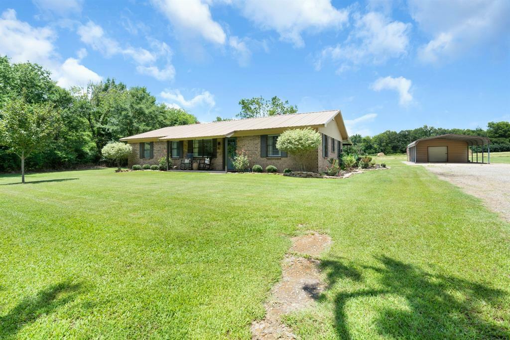 Property Photo:  865 County Road 2326  TX 75482 