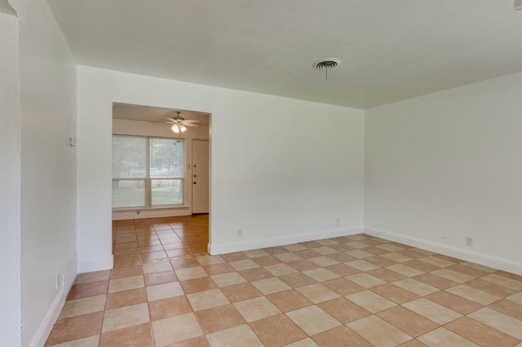 Property Photo: 6818 Oleta Drive TX 75217