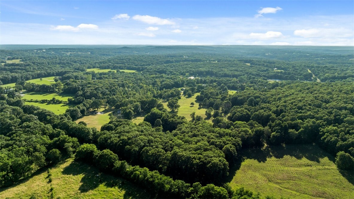 Property Photo: 15624 Roberts Loop AR 72732