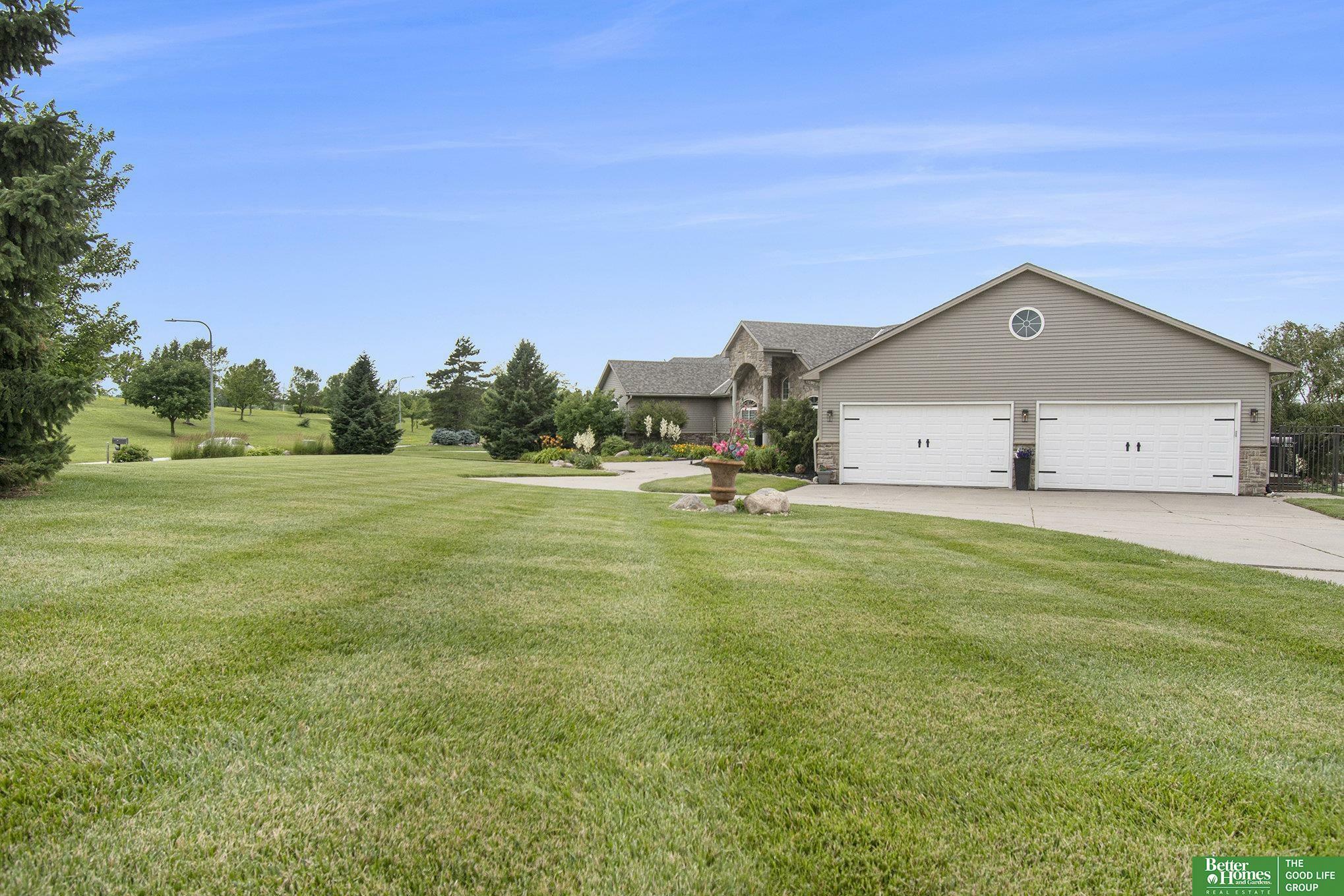 Property Photo: 17808 S Reflection Avenue NE 68007