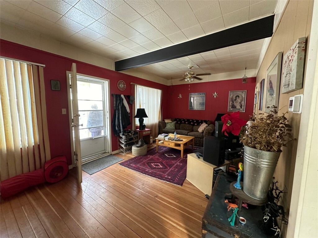 Photo de la propriété: 246 Penryn Avenue BC V0X 1W0