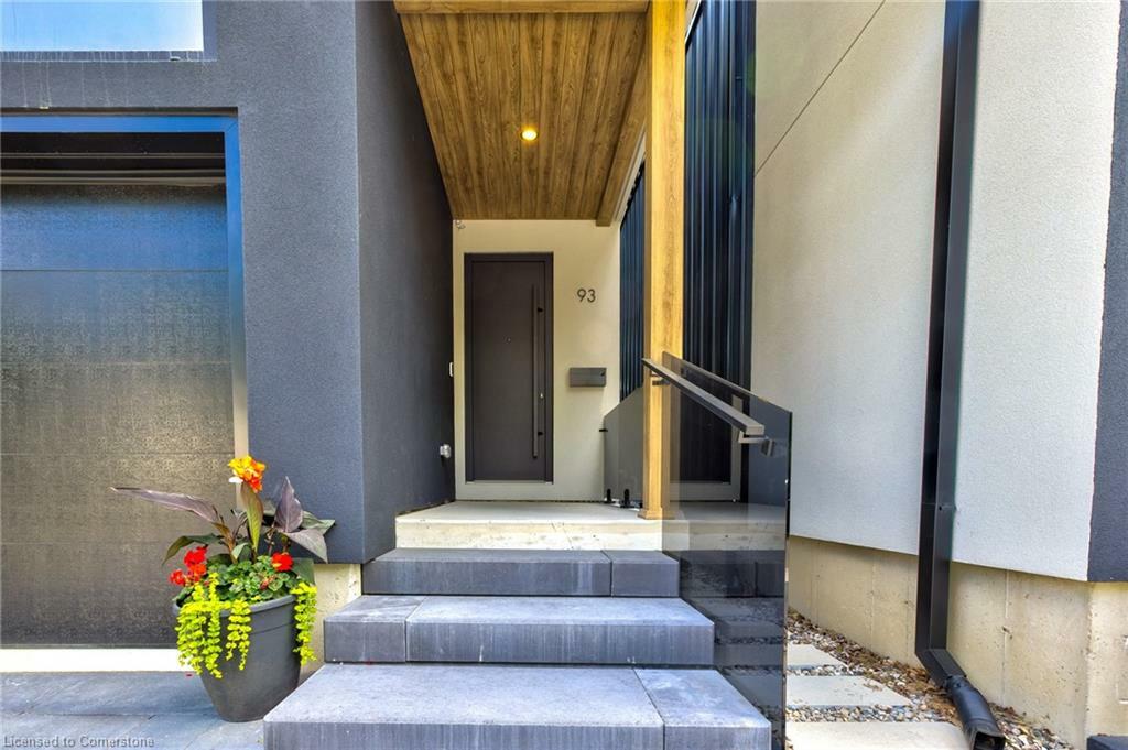 Property Photo: 93 Oak Street ON N1R 4L3