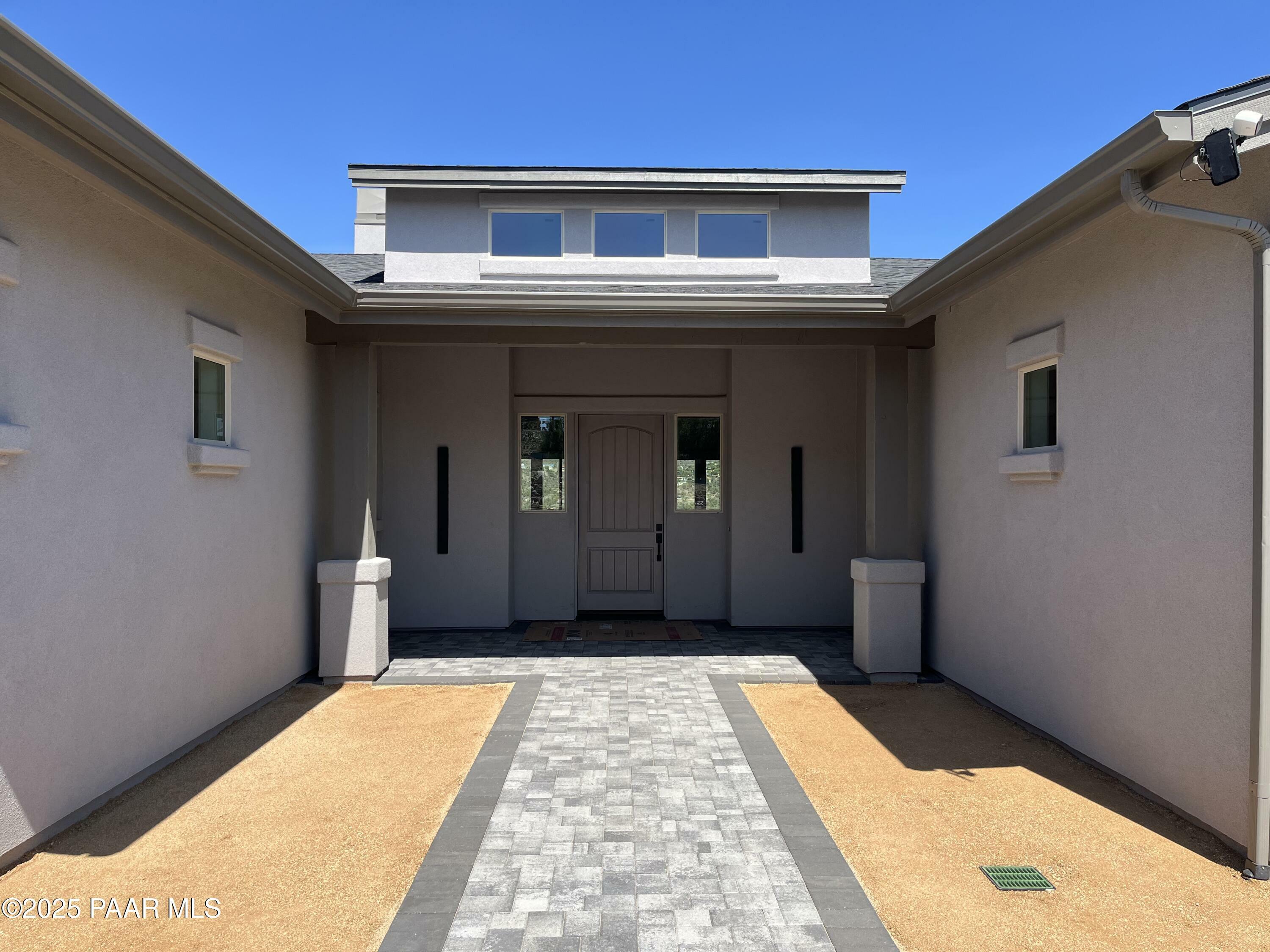 Property Photo:  481 W Palmer Place W  AZ 86303 
