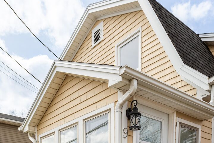 Property Photo:  9 Summer Street  PE C1B 0A9 