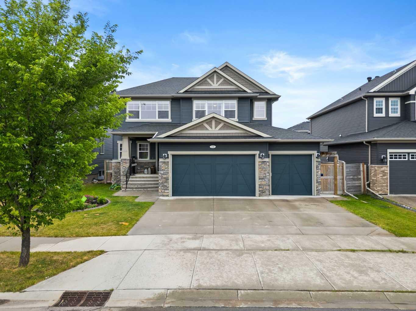 136 Kinniburgh Drive  Chestermere AB T1X 0T8 photo