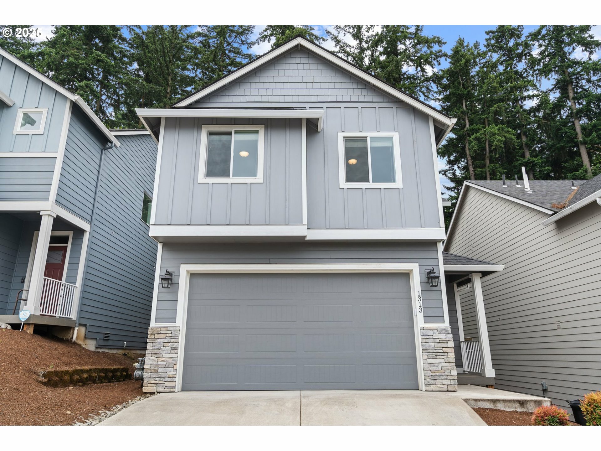 Property Photo: 1313 NE 70th St WA 98665