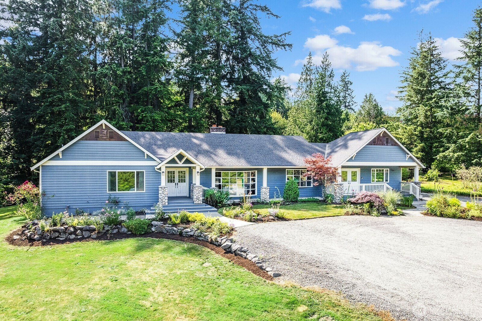 Property Photo: 12043 184th Avenue NE WA 98052