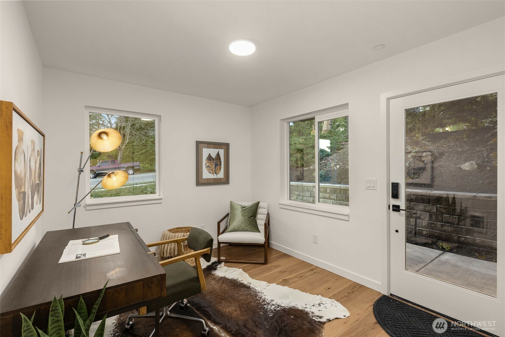 Property Photo:  12705 NE 144th Street E  WA 98034 