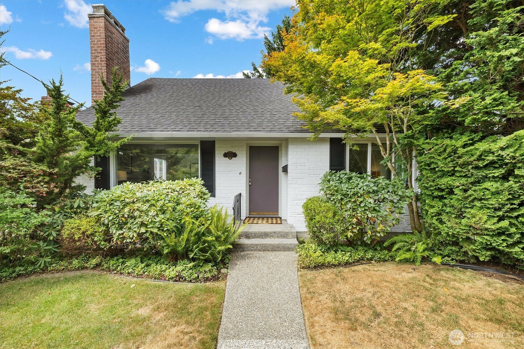 6215  41st Avenue NE  Seattle WA 98115 photo