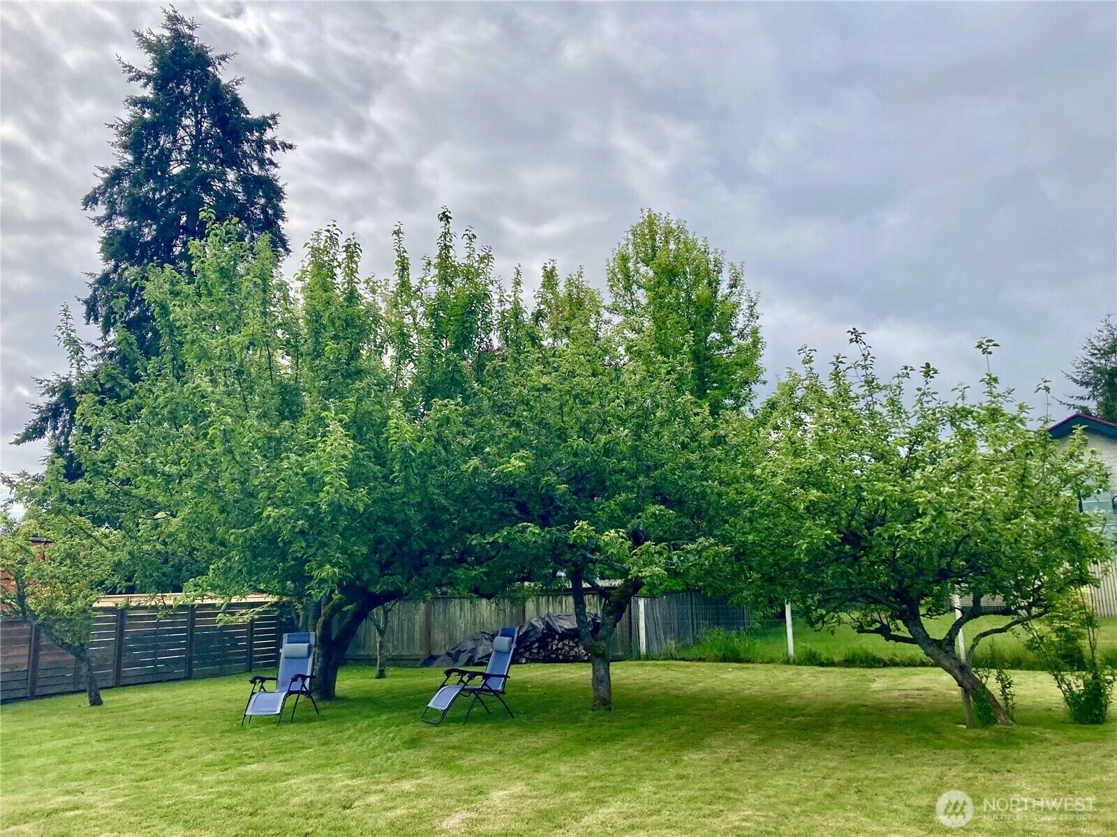 Property Photo: 627 Second Street WA 98260