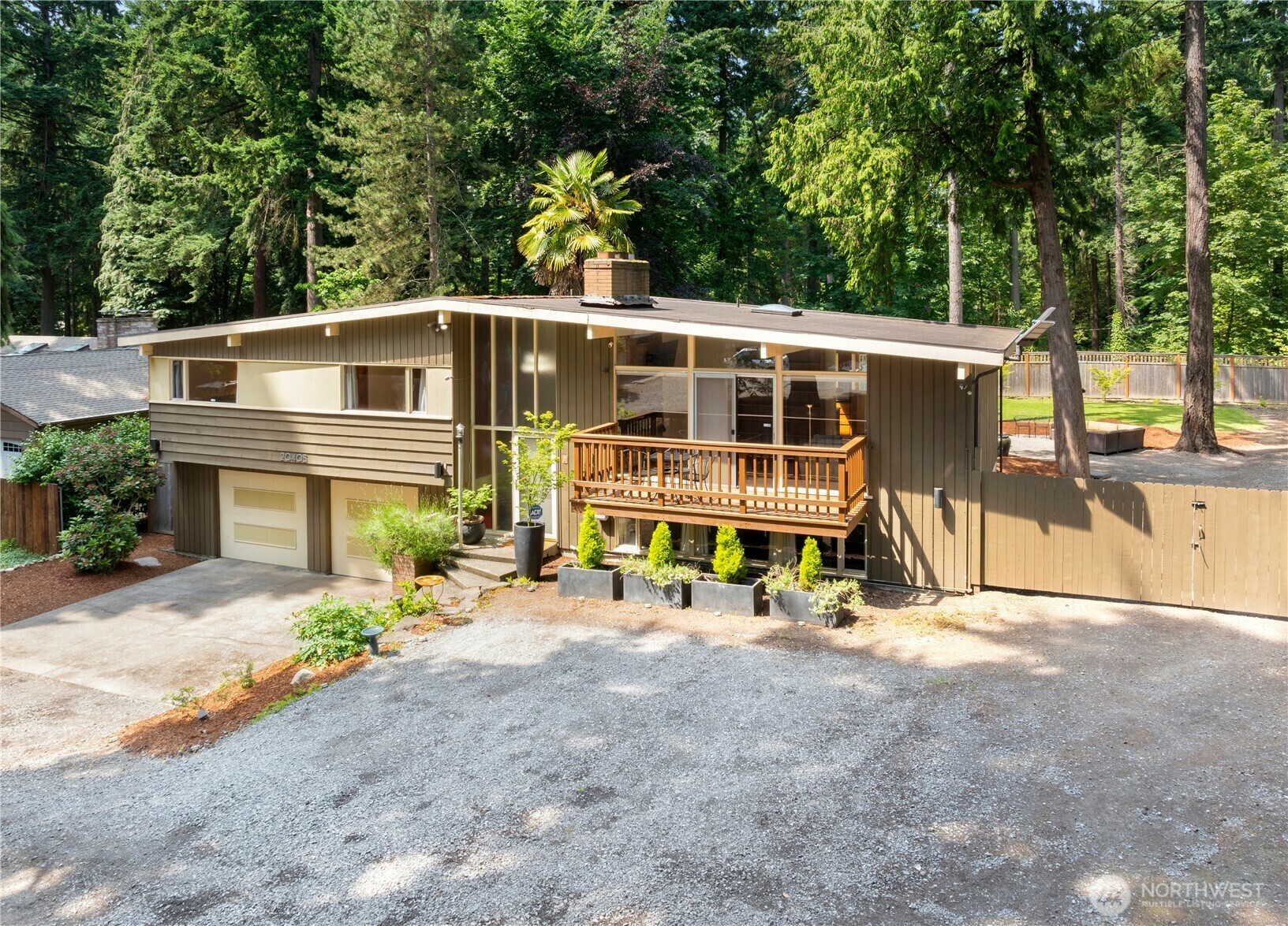 20405  1st Avenue S  Normandy Park WA 98198 photo