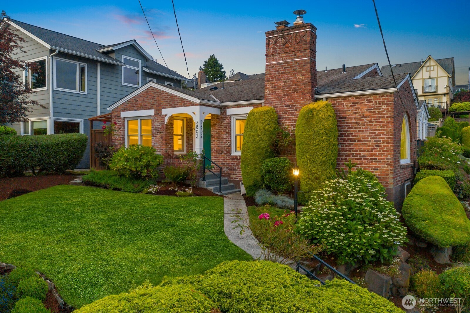 Property Photo: 2802 29th Avenue W WA 98199