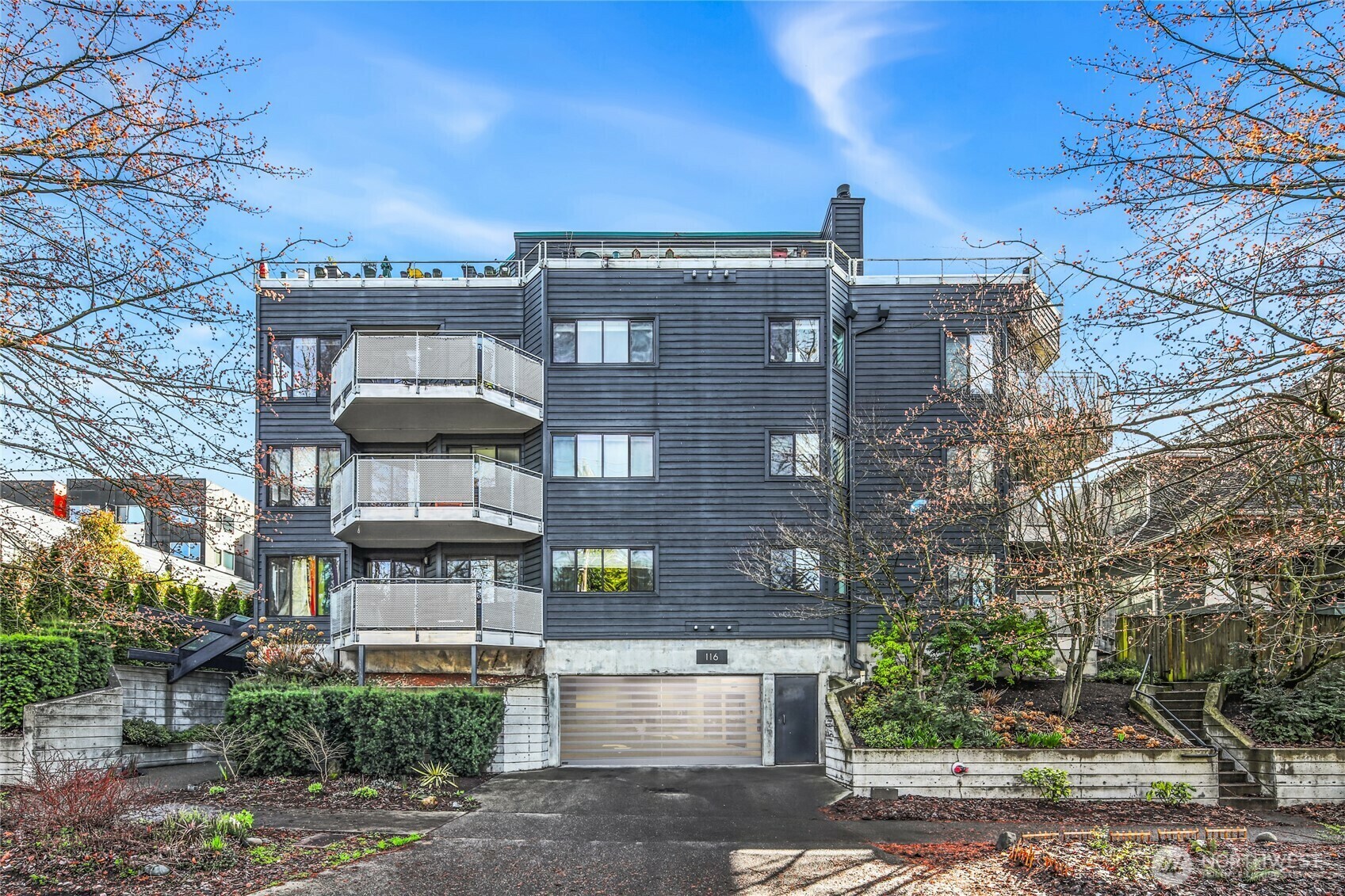 Property Photo: 116 11th Avenue E 404 WA 98102