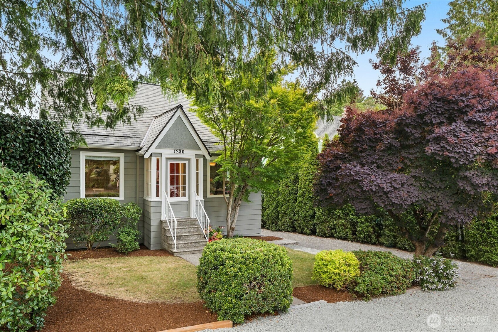 Property Photo: 1230 NE 100th Street WA 98125