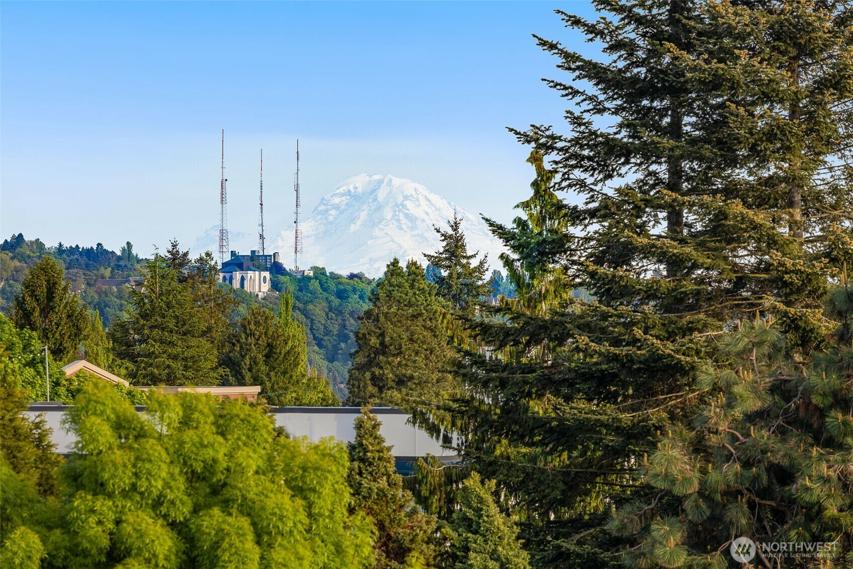 Property Photo: 1203 F N Allen Place WA 98103