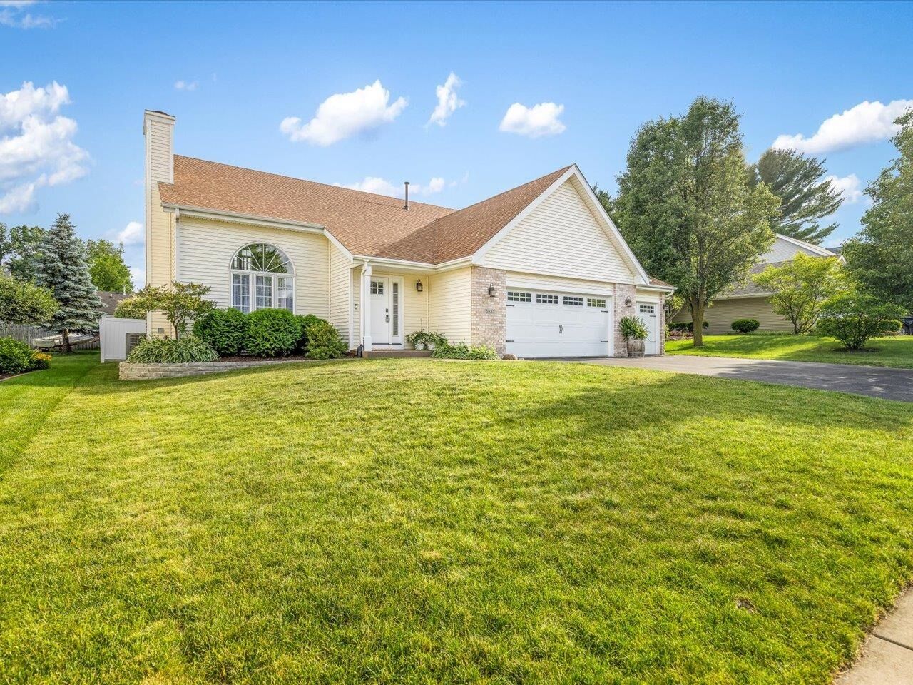 Property Photo:  5933 Darton Street  IL 61111 