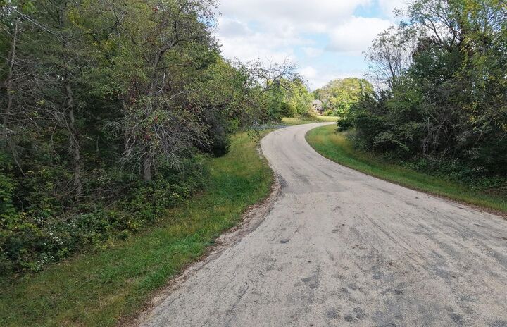 Property Photo:  9 W Aspen Court  IL 61036 